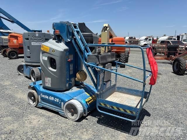 Genie GR-26J Used Personnel lifts and access elevators