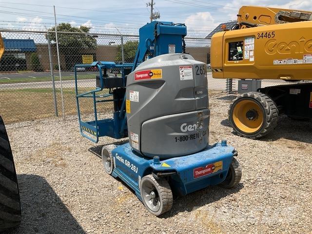 Genie GR-26J Used Personnel lifts and access elevators