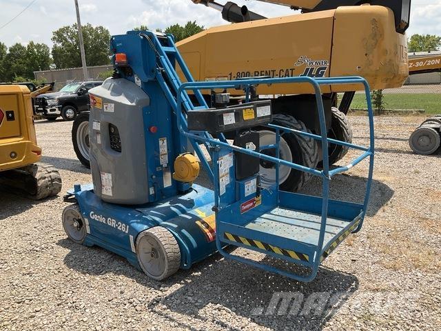 Genie GR-26J Used Personnel lifts and access elevators