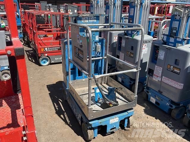 Genie GR12 Used Personnel lifts and access elevators