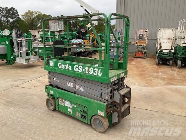 Genie GS-1930 Scissor lifts