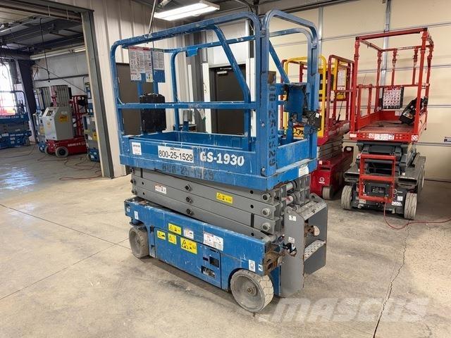 Genie GS-1930 Scissor lifts