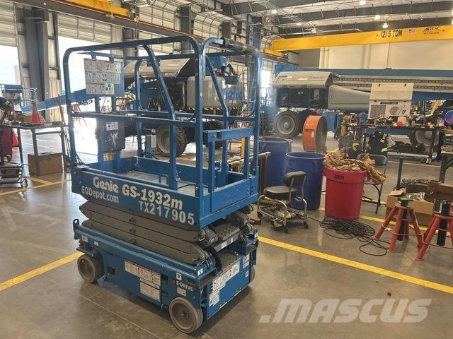 Genie GS-1932m Scissor lifts