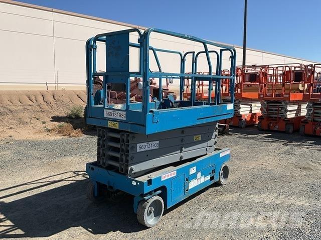 Genie GS-3246 Scissor lifts