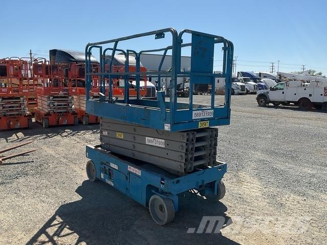Genie GS-3246 Scissor lifts