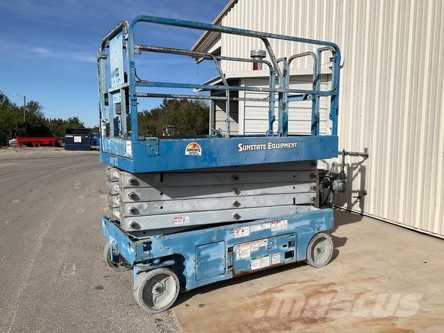 Genie GS-3246 Scissor lifts