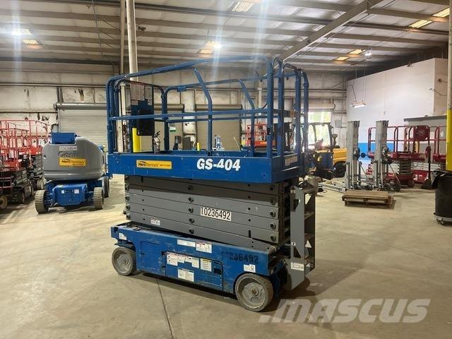 Genie GS-4047 Scissor lifts