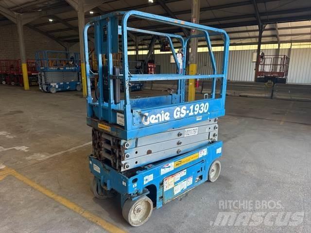Genie GS1930 Scissor lifts