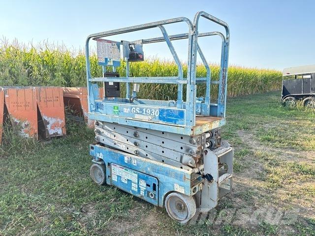 Genie GS1930 Scissor lifts