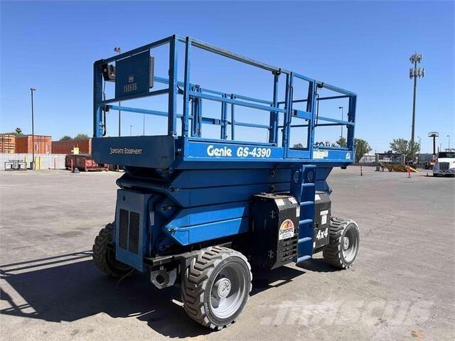 Genie GS4390RT Scissor lifts