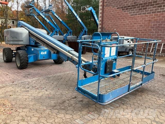 Genie S-60 Telescopic boom lifts