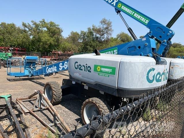 Genie S-60X Telescopic boom lifts