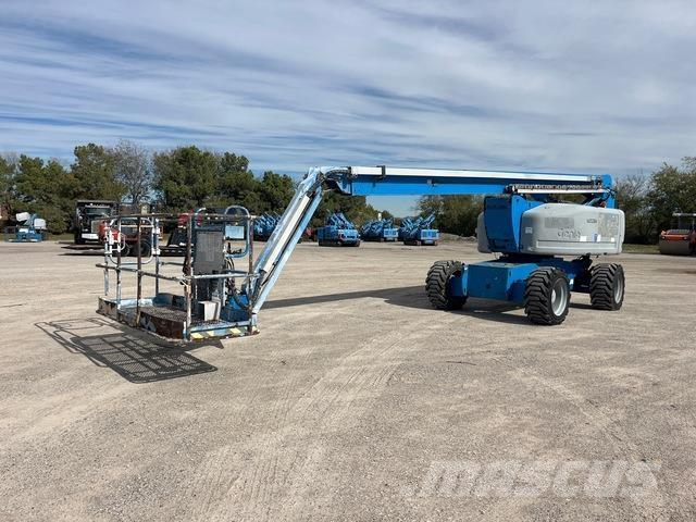 Genie Z-80/60 Articulated boom lifts
