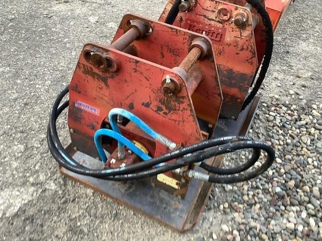 Gentec  Plate compactors