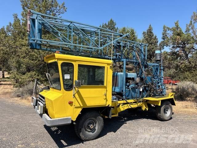 GMC  Truck mounted drill rig