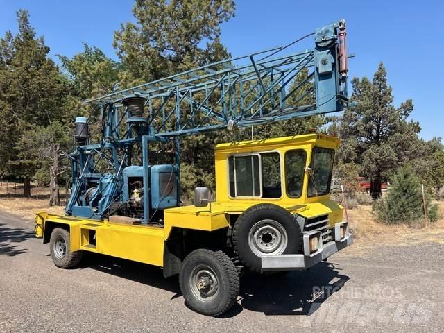 GMC  Truck mounted drill rig