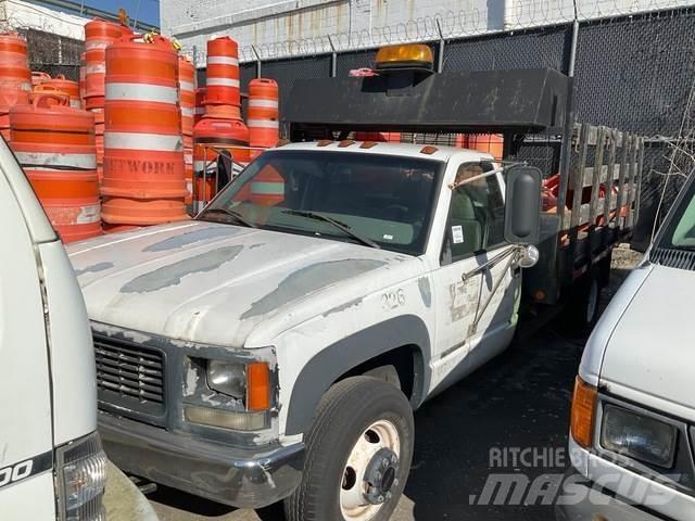 GMC 3500 Flatbed / Dropside trucks
