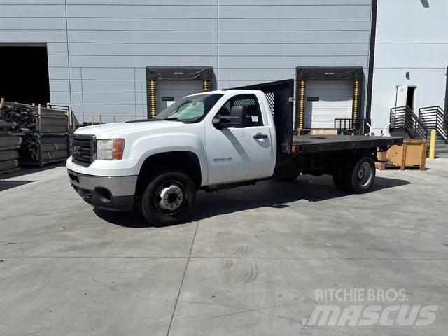 GMC 3500 Flatbed / Dropside trucks