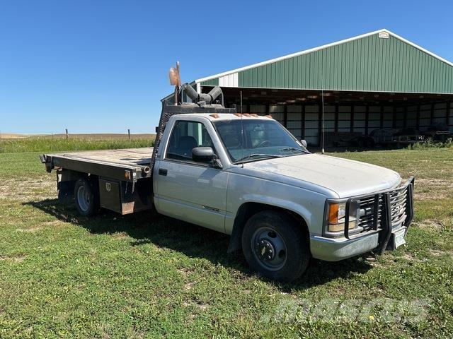 GMC 3500 Flatbed / Dropside trucks
