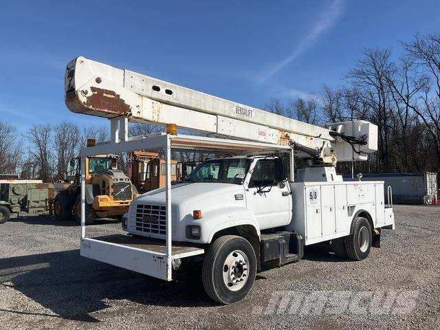 GMC C7500 Truck mounted platforms