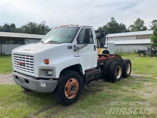 GMC C8500 Prime Movers