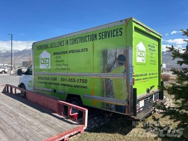 GMC Savana Box trucks