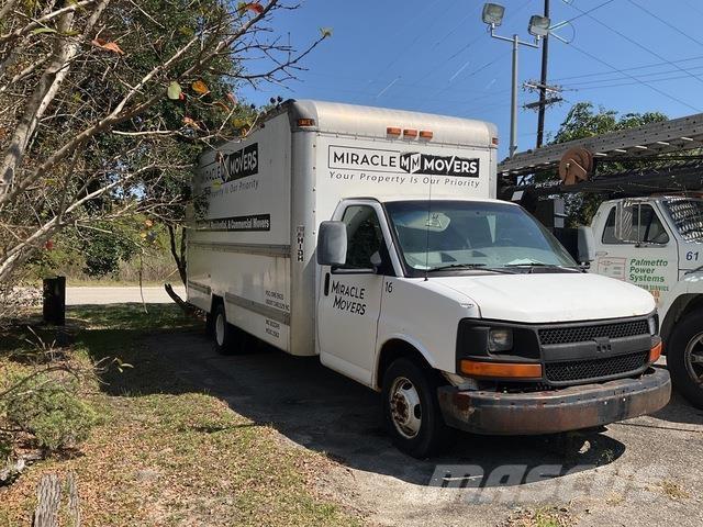 GMC Savana Box trucks