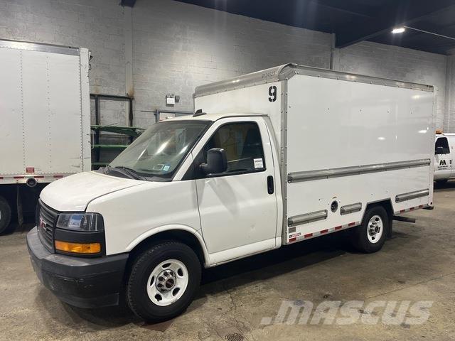 GMC Savana Box trucks