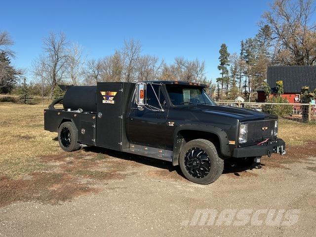 GMC V3500 Commercial vehicle