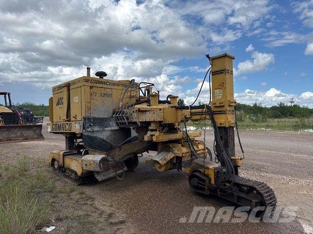 Gomaco GT3200 Concrete accessories