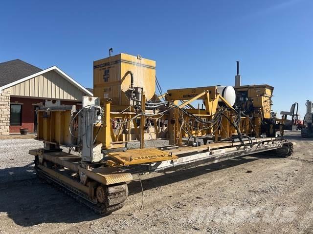 Gomaco TC600 Concrete accessories