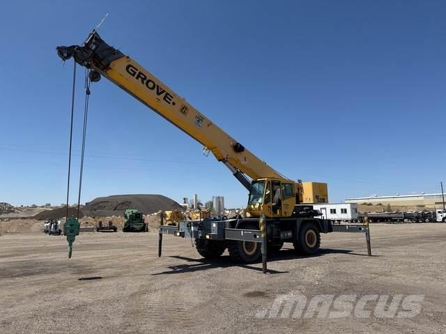 Grove RT535E Rough terrain cranes