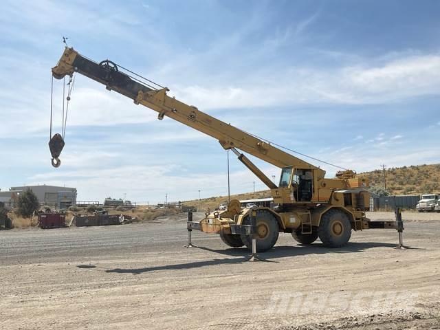 Grove RT625 Rough terrain cranes