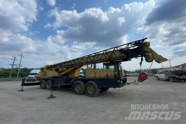 Grove TMS-300B Track mounted cranes