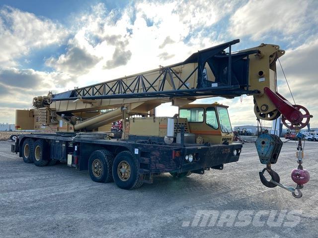 Grove TMS865 Track mounted cranes