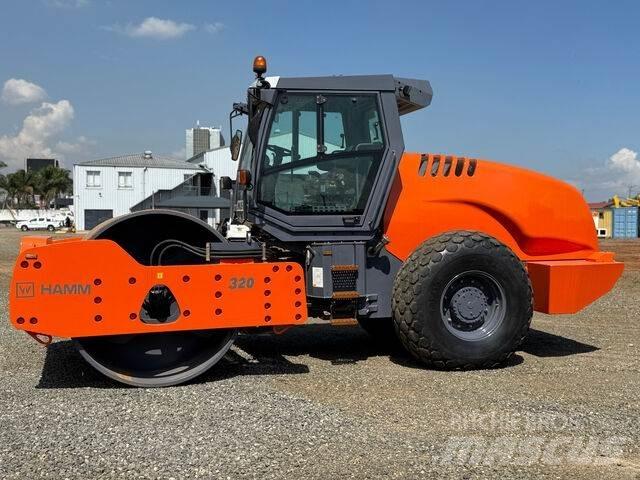 Hamm 320 Single drum rollers