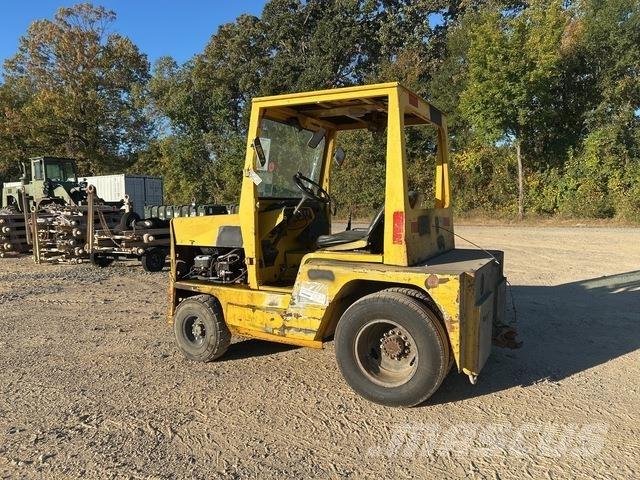 Harlan  Tow truck