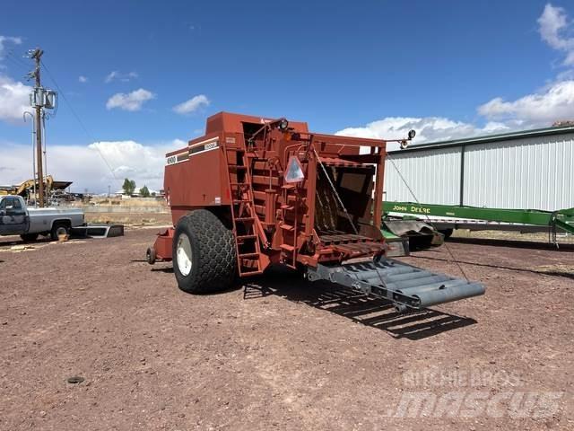 Hesston 4900 Square balers