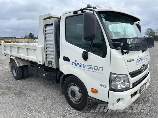 Hino 300 917 Tipper trucks