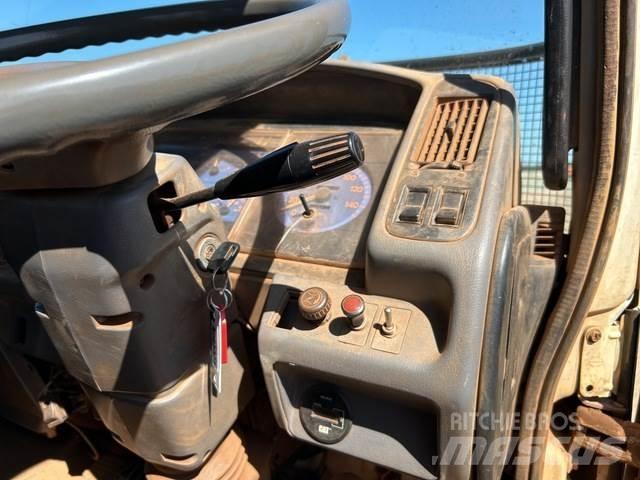 Hino GD1J Flatbed / Dropside trucks