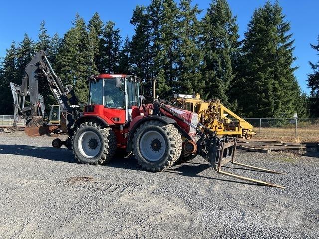 Huddig 1260-B Backhoe