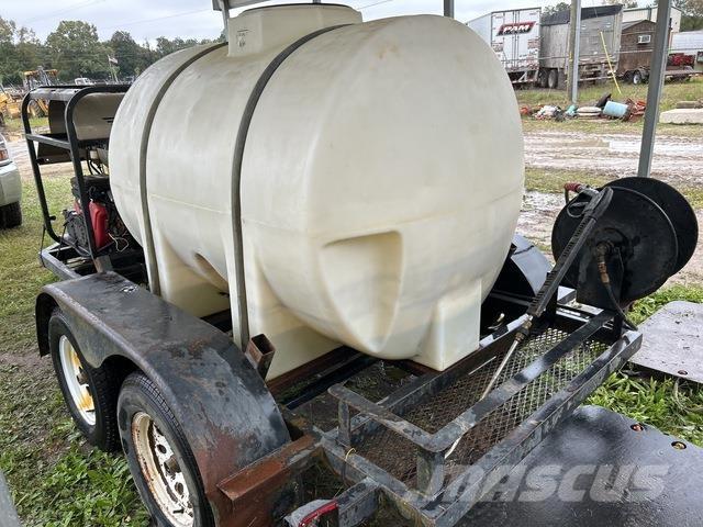  Hydro Tek Low pressure cleaner