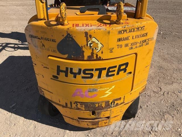 Hyster E65Z-40 Electric forklift trucks