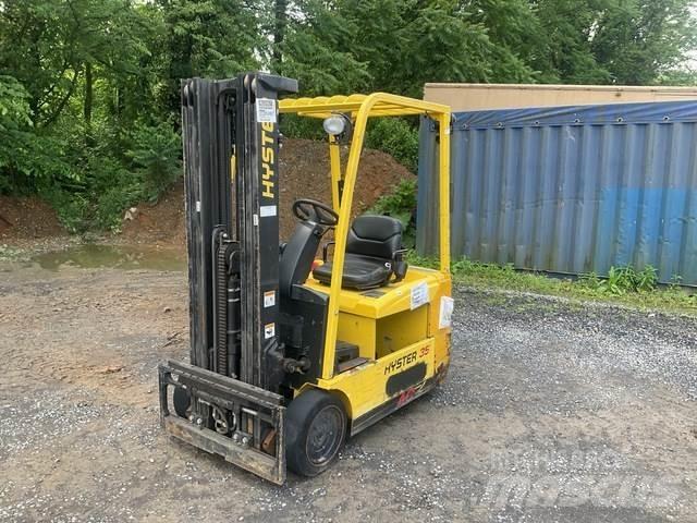Hyster J35ZT Electric forklift trucks