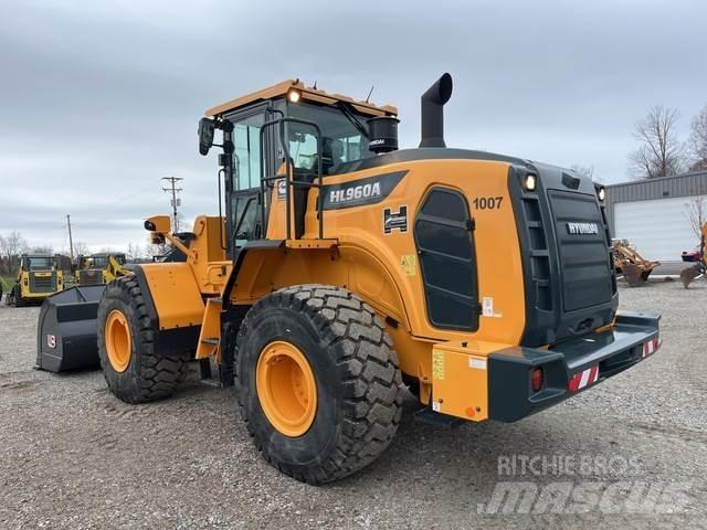 Hyundai HL960A Wheel loaders