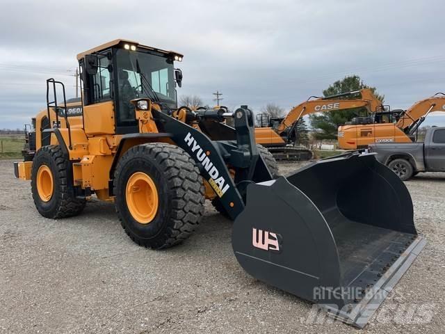 Hyundai HL960A Wheel loaders