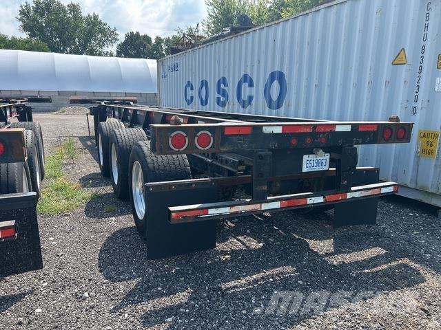 Hyundai Tri/A Container trailers
