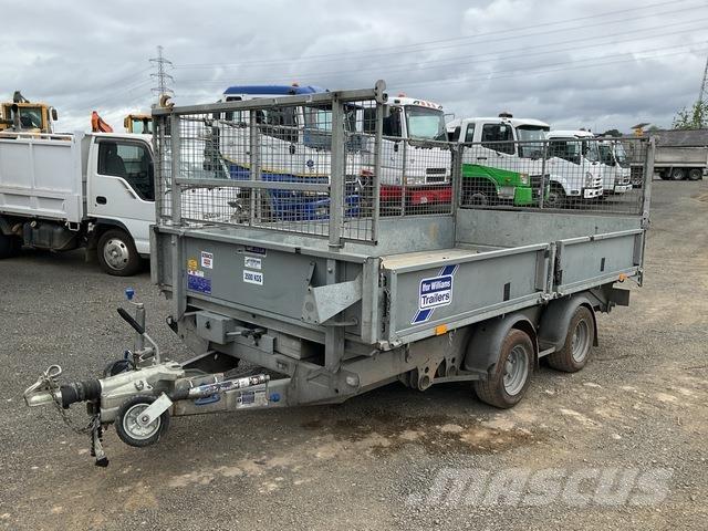 Ifor Williams  Car carrier