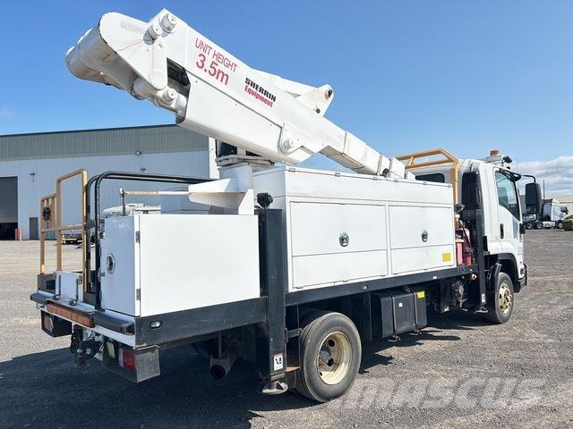 Isuzu FRR600 Truck mounted platforms