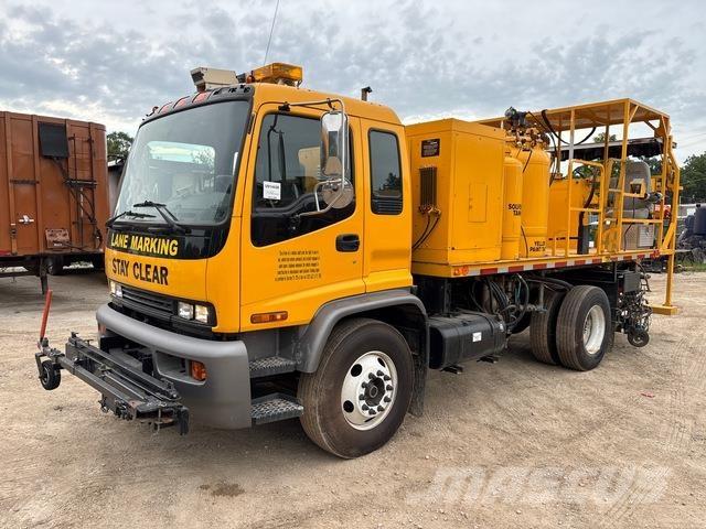 Isuzu FTR Municipal / general purpose vehicles